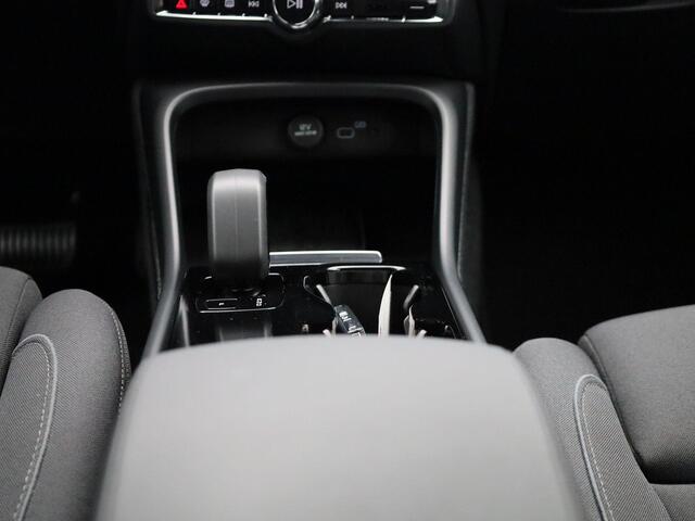 Volvo XC40 Recharge Extended Range Core 252PK | Stoel-, & Stuurwielverwarming met standkachel | Google Navigatie | Digital Cockpit | Achteruitrijcamera | Apple CarPlay & Android Auto