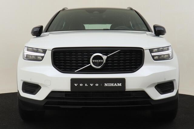 Volvo XC40 T2 AUT. R-DESIGN -360°CAM|KEYLESS|ADAP.CRUISE|CLIMATE