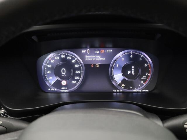 Volvo XC40 1.5 T3 Recharge R-Design | CAMERA | KEYLESS