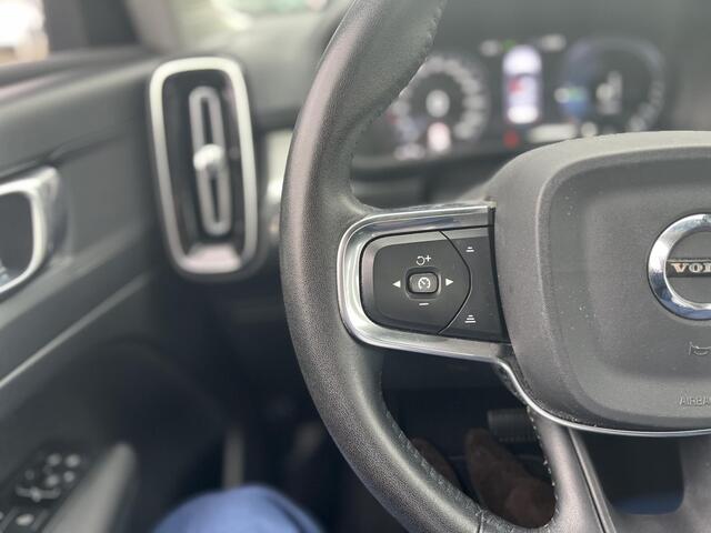 Volvo XC40 T4 Recharge R-Design Expression