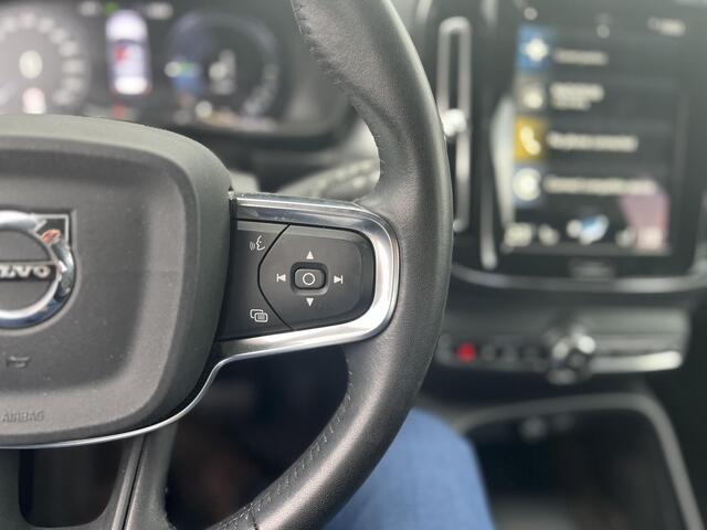 Volvo XC40 T4 Recharge R-Design Expression