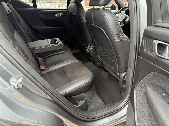 Volvo XC40 2.0 T5 AWD R-Design