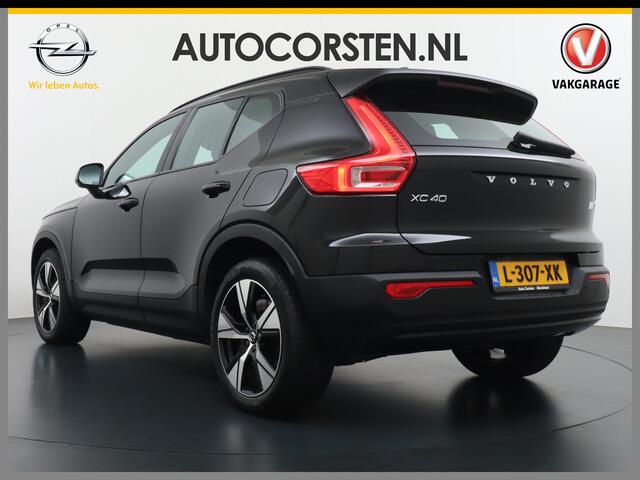 Volvo XC40 Recharge P8 408pk 660Nm AWD R-Design Warmtepomp SOH 90% Leder/Alcantara Camera Adap.Cruise Apple Carplay Android Auto Stoelverwarming DAB Bluetooth Led Elek.Achterklep Google-Maps Keyless 1e Eigenaar Origineel Nederlandse Auto ¤55.260 nieuw 1500kg-Trekver