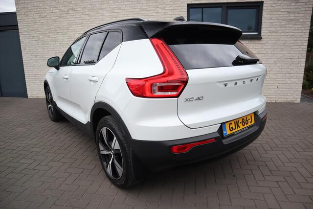 Volvo XC40 1.5 T5 Recharge R-Design 262 PK. Panoramadak Leder 360°Camera Trekhaak Harman/Kardon Etc. Etc.