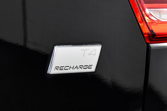 Volvo XC40 1.5 T4 Plug-in hybrid Inscription Expression | Elek. Trekhaak | Dig. Cockpit | Cruise | Stoel-+Stuurverw. | PDC | Camera | NAV + App. Connect | ECC | Elek. Klep | LM 18" | 1561