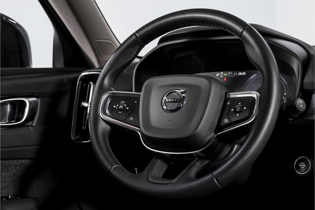 Volvo XC40 1.5 T4 Recharge Inscription | Dig. Cockpit | Cruise | PDC | NAV + App. Connect | ECC | DAB | Elek. Klep | LM 18" | Gewoon incription toch?