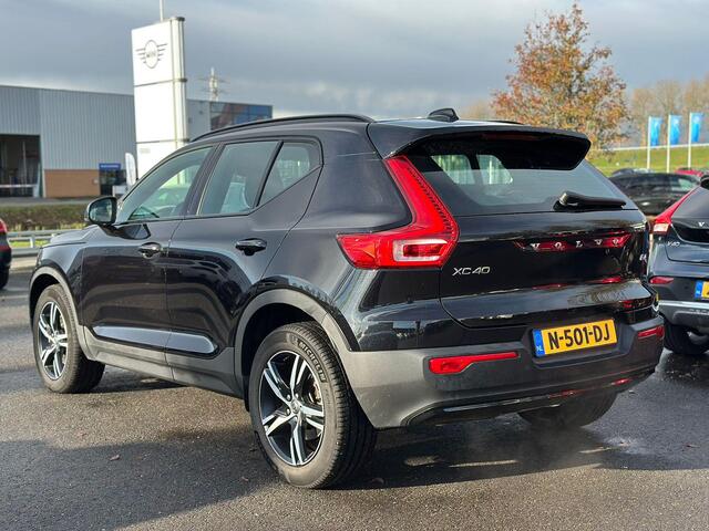 Volvo XC40 2.0 B4 Inscription | Navi | CarPlay | 18" | Camera | LED