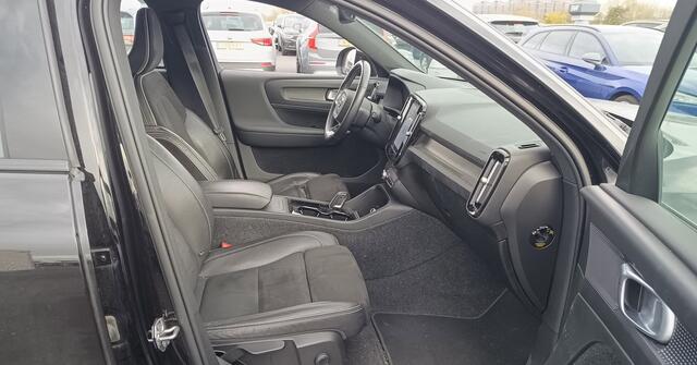 Volvo XC40 Recharge P8 AWD R-Design (408 PK) 1e-Eig. & Dealer-Onderh. BOVAG-Garantie. NL-Auto.