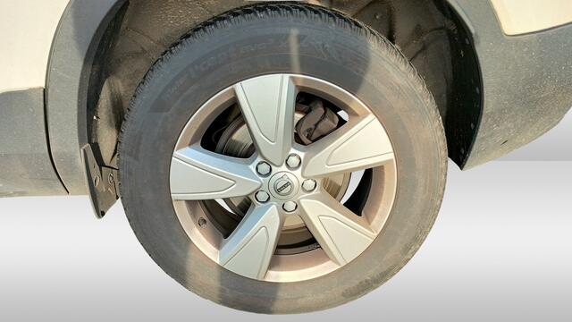 Volvo XC40 1.5 T2 Momentum Core (130 PK) 1e-Eig. & Dealer-Onderh. BOVAG-Garantie. NL-Auto.