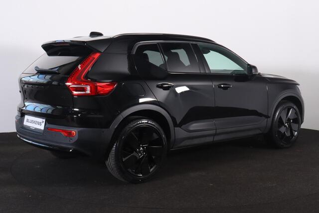 Volvo XC40 B3 Ultra Black Edition - Panorama/schuifdak - IntelliSafe Assist & Surround - 360º Camera - Harman/Kardon audio - LED Pixel koplampen - Verwarmde voorstoelen & stuur - Parkeersensoren voor & achter - Elektr. bedienb. voorstoelen met geheugen links - Draad