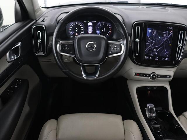 Volvo XC40 2.0 T4 Inscription | Panoramadak | Leder | Adaptive cruise | Trekhaak | Stoelverwarming | 360 Camera | Keyless | Navigatie | Full LED