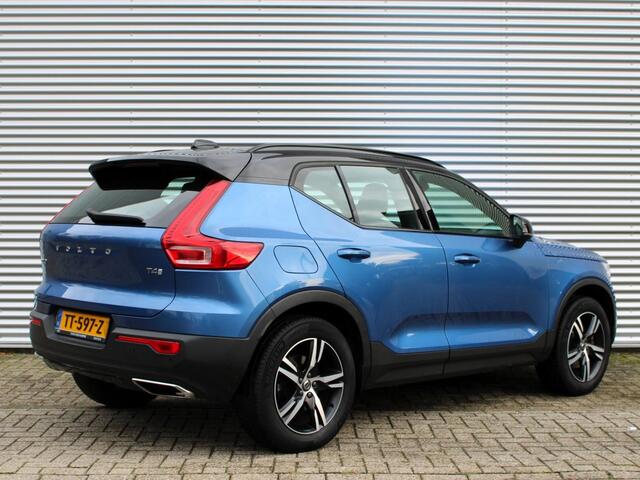 Volvo XC40 2.0 T4 R-Design Automaat / Trekhaak / 360* camera / Verwarmd voorruit / DAB radio
