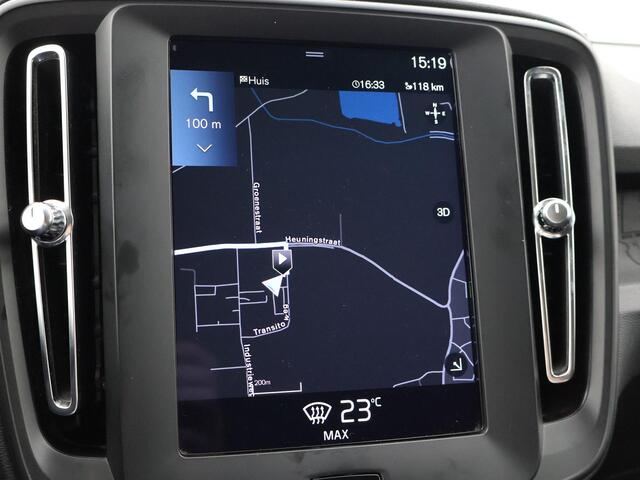 Volvo XC40 1.5 T2 AUTOMAAT + WEGKL. TREKHAAK | APPLE CARPLAY | CAMERA | DIGITALE COCKPIT | LED