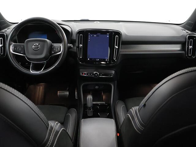 Volvo XC40 Recharge P8 AWD R-Design | SOH 94% | Warmtepomp | Harman/Kardon | Navigatie | Parkeercamera | Stoel/Stuurverwarming | Keyless Go | Cruise Control Adaptief |