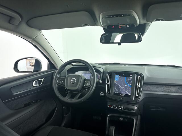 Volvo XC40 T2 Momentum Core | Parkeercamera | Cruise Control | Navigatie | Trekhaak