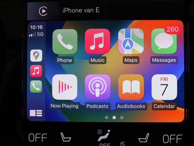 Volvo XC40 1.5 T4 Recharge R-Design Harman Kardon | Parkeersens. v+a | Stoel-/stuur-/voorruitverw. | Panoramadak