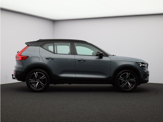 Volvo XC40 2.0 T4 R-Design / Trekhaak / Adapt. cruise / Keyless / Stoelverwarming / Parkeercamera v+a