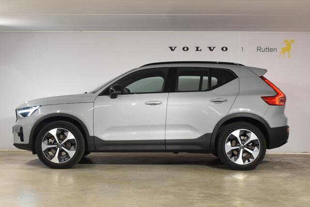 Volvo XC40 B4 211PK Automaat Plus Dark / Navigatie / Adaptive Cruise / Harman Kardon / Stuur- & Stoelverwarming / Elektrische achterklep / Achteruitrijcamera / Elektrische stoelverst. met geheugen / Trekhaak