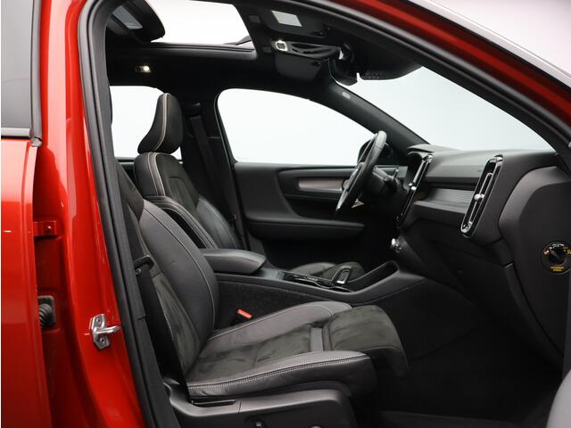Volvo XC40 2.0 B4 R-Design / Pan. dak / Harman Kardon / Elektr. bed. stoelen / 360 camera / Standkachel / Stoel+stuur+achterbankverwarming / Full LED