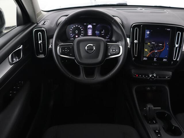 Volvo XC40 1.5 T4 Recharge R Design | Adaptive cruise | Harman/Kardon | Carplay | Navigatie | Keyless | Full LED | Verwarmde voorruit | Parkeerhulp | PHEV | Plug In