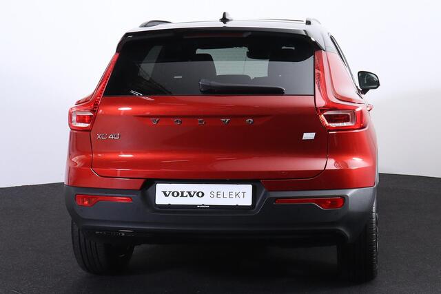 Volvo XC40 T4 Recharge R-Design - Panorama/schuifdak - IntelliSafe Assist - Harman/Kardon audio - Parkeercamera achter - Draadloze tel. oplader - Parkeersensoren voor & achter - Adaptieve LED koplampen - Apple Carplay & Android Auto - Verwarmde voorstoelen & stuur -