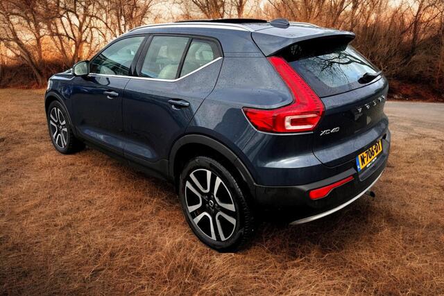 Volvo XC40 1.5 T5 193kW/262pk DCT7 Recharge Inscription PANORAMADAK + HARMAN/KARDON + NAPPALEER + EL.STOEL MET MEMORY + STOEL-&STUURVERWARMING + ADAPT.CRUISE + LANE ASSIST + NAVI SENSUS + KEYLESS ENTRY&GO + EL.TREKHAAK + CAMERA + PARKSENSOREN V&A + 19" LM-VELGEN!!