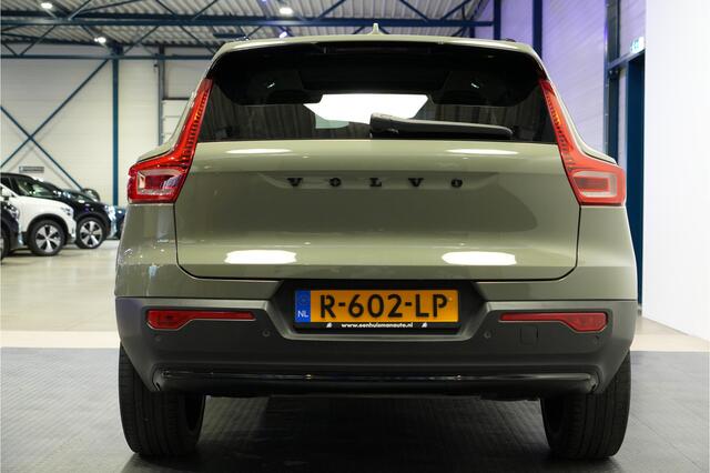 Volvo XC40 1.5 T5 Plug-in Hybrid 193kW/262pk DCT7 Ultimate Dark PANORAMADAK + HARMAN/KARDON + EL.TREKHAAK + ADAPT.CRUISE + PILOT ASSIST + NAVI SENSUS + BLIS + LANE ASSIST + EL.STOELEN + STOEL-&STUURVERWARMING + 360 CAMERA + KEYLESS + PARKSENSOREN V&A + 21" LM-VELGEN
