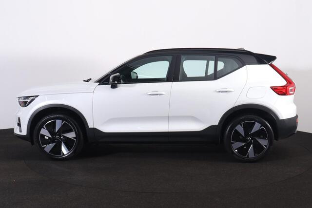 Volvo XC40 Extended Range Ultimate 82 kWh - Panorama/schuifdak - IntelliSafe Assist & Surround - 360º Camera - Harman/Kardon audio - Verwarmde voorstoelen, stuur & achterbank - Parkeersensoren voor & achter - Elektr. bedienb. voorstoelen met geheugen links - Draadlo