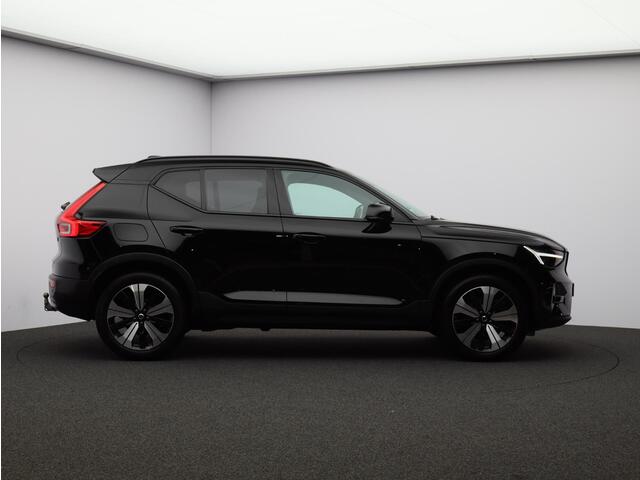 Volvo XC40 T4 Plug-in hybrid Ultimate Dark / Pan. dak / Trekhaak / Stoel+stuurverwarming / Harman Kardon / Elektr. bed. stoelen