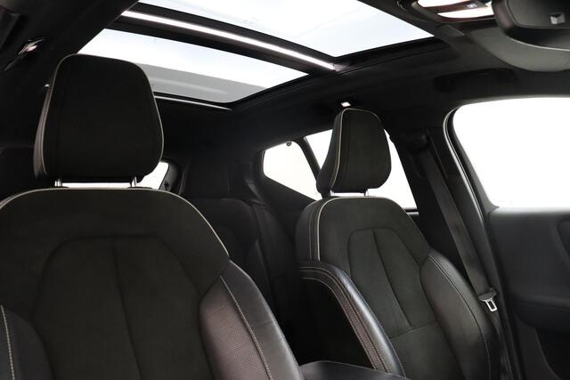 Volvo XC40 RECHARGE P8 AWD R-DESIGN -PANO.DAK|360°CAM|TREKHAAK|POWER-SEATS|HARMAN/KARDON|20"|BTW!