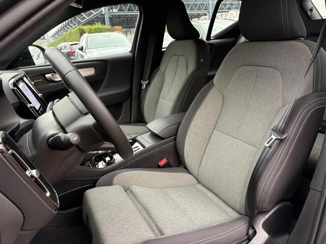 Volvo XC40 2.0 B4 Plus Dark | Harman/Kardon | Elektrisch verstelbare stoelen | Trekhaak |