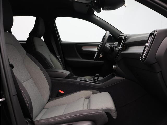 Volvo XC40 T4 Plug-in hybrid Core Bright / Trekhaak / Park assist voor+achter / Parkeercamera