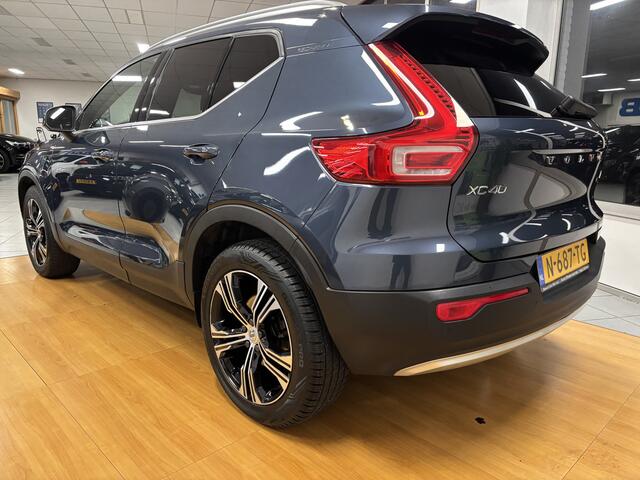 Volvo XC40 1.5 T4 Recharge Inscription - NL auto met NAP - LEER -CARPLAY - NAVI 4 nieuwe ALL SEASON BANDEN _ ONDERHOUD _ APK
