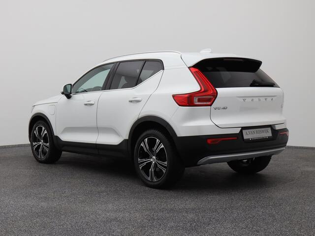 Volvo XC40 1.5 T5 Twin Engine Inscription | PANO | CAMERA | ADAPTIVE | H&K | KEYLESS | STOEL- EN STUURVERW.