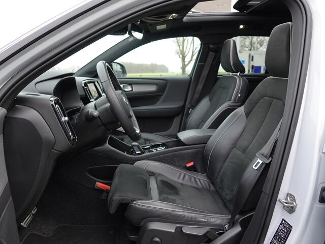 Volvo XC40 1.5 T4 Recharge R-Design PANO | TREKH. | H-LEER | 360° CAM | PILOT