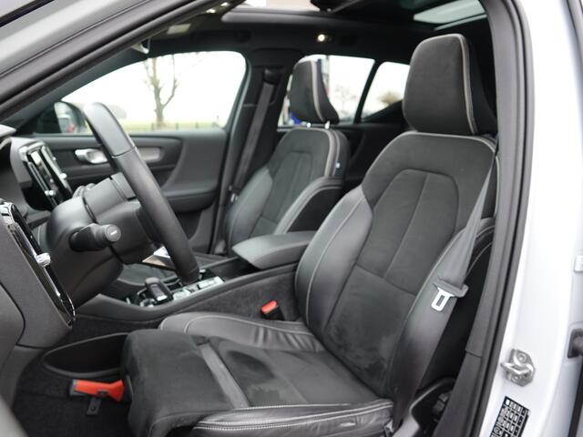 Volvo XC40 1.5 T4 Recharge R-Design PANO | TREKH. | H-LEER | 360° CAM | PILOT