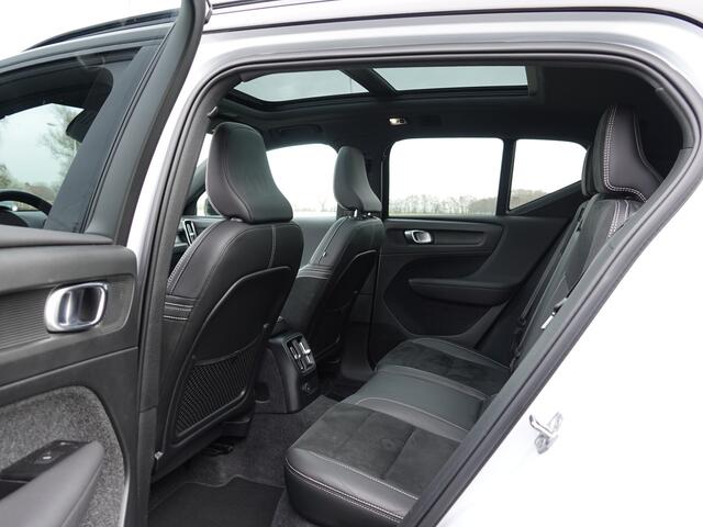 Volvo XC40 1.5 T4 Recharge R-Design PANO | TREKH. | H-LEER | 360° CAM | PILOT