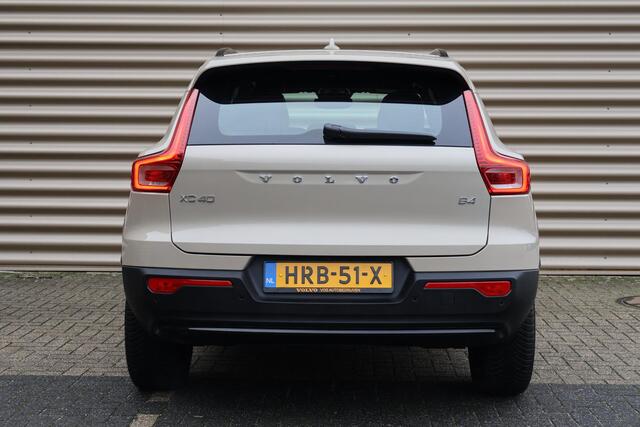 Volvo XC40 B4 Plus Dark | Trekhaak elektr. | Harman Kardon