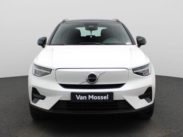 Volvo XC40 Recharge Extended Range Plus 250Pk | Google Navigatie | Apple & Android Carplay | Parkeersensoren Voor & Achter | Achteruitrijcamera | Stoel & Stuurverwarming | Adaptieve Cruise Control |