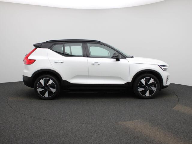 Volvo XC40 Recharge Extended Range Plus 250Pk | Google Navigatie | Apple & Android Carplay | Parkeersensoren Voor & Achter | Achteruitrijcamera | Stoel & Stuurverwarming | Adaptieve Cruise Control |