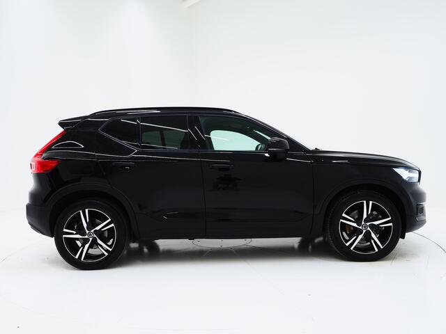 Volvo XC40 1.5 T5 Recharge R-Design Full Black | Panoramadak | Pilot Assist | Harman/Kardon | 360 | Keyless | Carplay