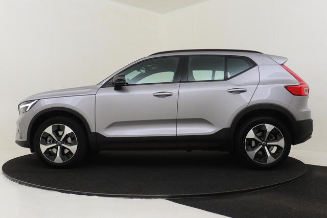 Volvo XC40 B4 (M-HYBRID) PLUS DARK -CAMERA|ADAP.CRUISE|VERW.VOORRUIT|TREKHAAK|HARMAN/KARDON|19"