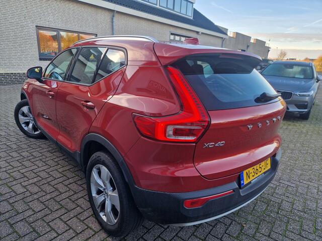Volvo XC40 1.5 T2 Momentum Business Climate pack | Elektr. Trekhaak | Keyless