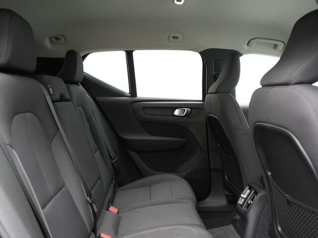 Volvo XC40 T5 Recharge Inscription Plug In Hybrid 262pk Dealer O.H. PHEV | 360 Camera | Sportstoelen Memory & Verwarmd | Stuurwiel Verwarmd | Apple Carplay | Keyless | 19"L.M | Virtual | Navigatie | Cruise Control | DAB |