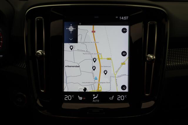 Volvo XC40 2.0 T4 AWD R-Design Panoramadak, H&K, Virtual Cockpit, Apple Carplay, LED, Trekhaak, 18''
