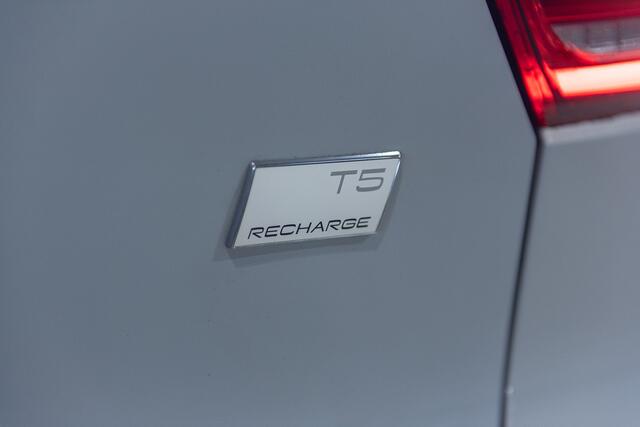 Volvo XC40 T5 Aut. Plug-in Hybrid R-Design Panoramadak 262pk