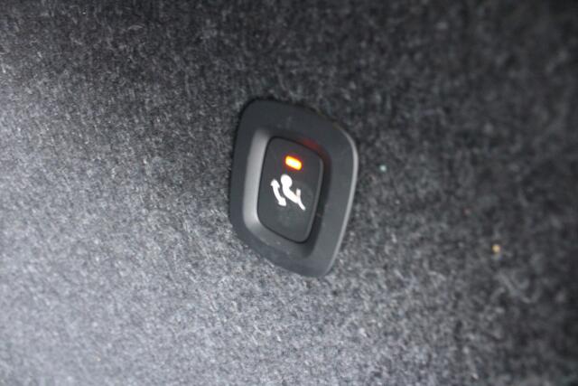 Volvo XC40 T4 Automaat Recharge Inscription | 360 Camera | El. Trekhaak | Verw. Voorstoelen | Adapt. Cruise | 19" LMV