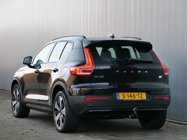 Volvo XC40 Recharge Core 69 Kwh 232 Pk Navigatie / Apple Carplay / DAB / Camera