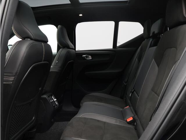 Volvo XC40 Recharge P8 AWD R-Design / Pan. dak / Stoel+stuurwielverwarming / Privacy glass / 20"