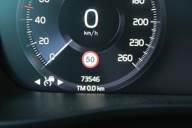 Volvo XC40 1.5 T4 Recharge R-Design PHEV PANO NAVI ORG NL 73000KM!!